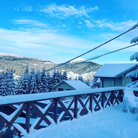 Hirska Kazka Gasthof Polyanitsa Popovichevskaya