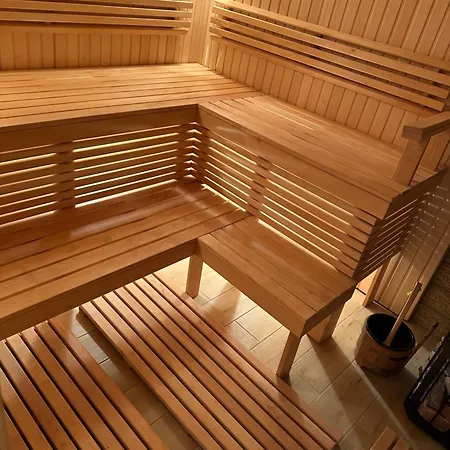 Hirska Kazka Gasthof 3*