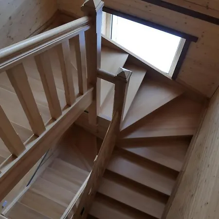 Hirska Kazka Guest house 3*