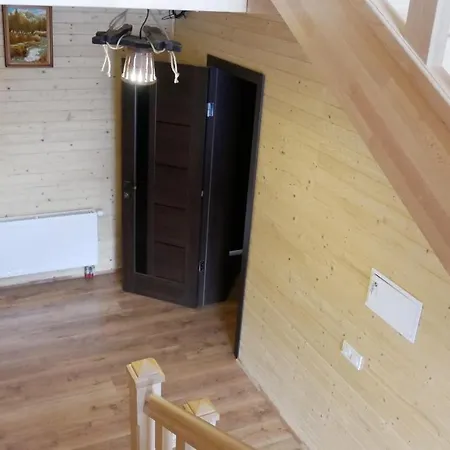 Hirska Kazka Gasthof Polyanitsa Popovichevskaya