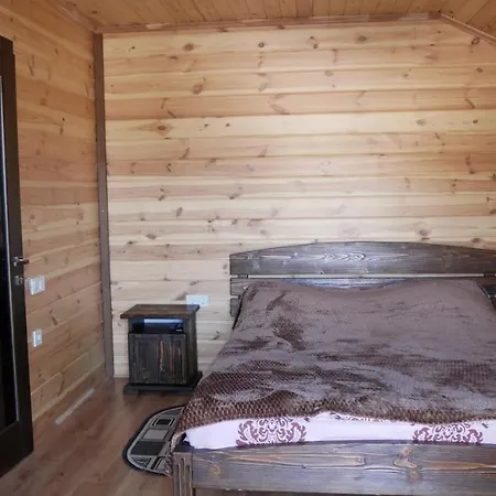 Guest house Hirska Kazka Polyanitsa Popovichevskaya